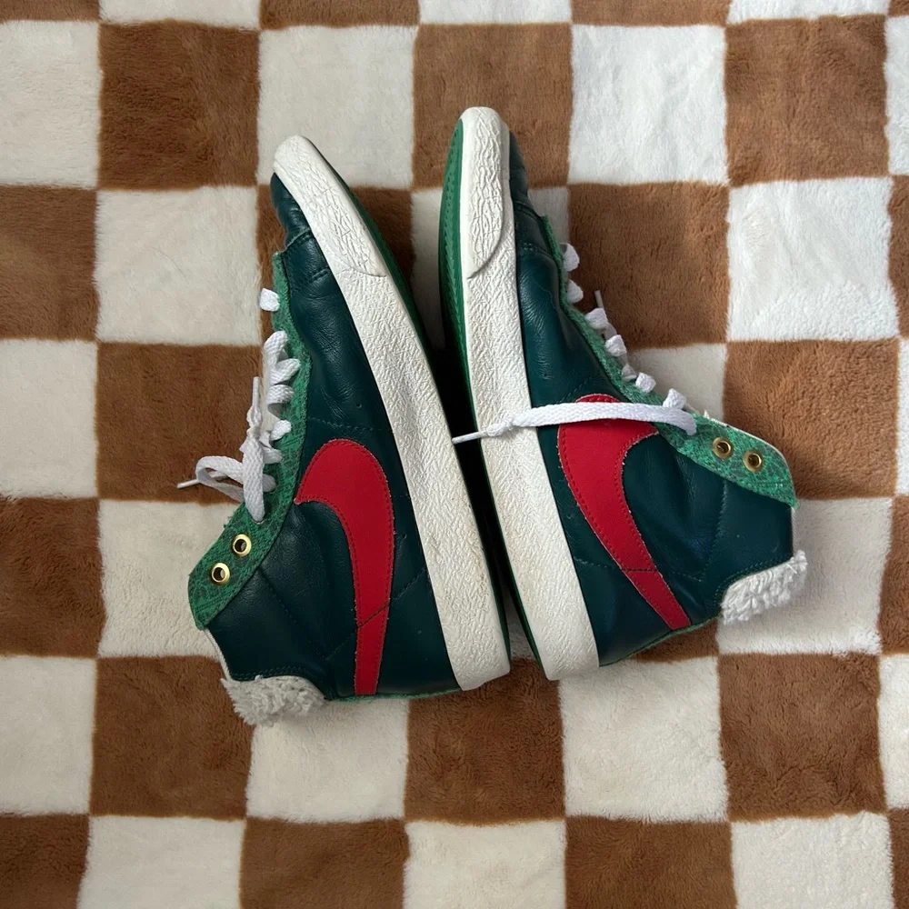 Nike Blazer Mid ‘77 Vintage Christmas Sweater Elf Holiday Sneakers Kids 5Y